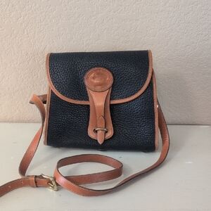 Vtg Dooney & Bourke dark Navy Blue All Weather Leather Crossbody Bag